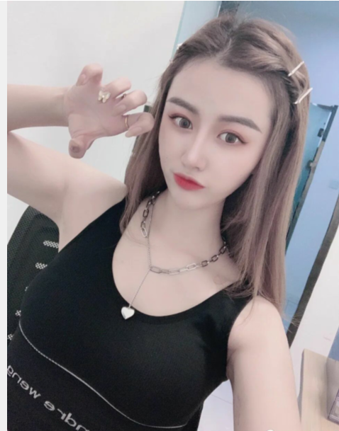 再次确证人照合一，颜值身材正点，亲和力战斗力爆表